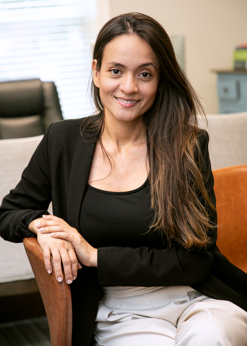 Paralegal Erika profesional law servicio